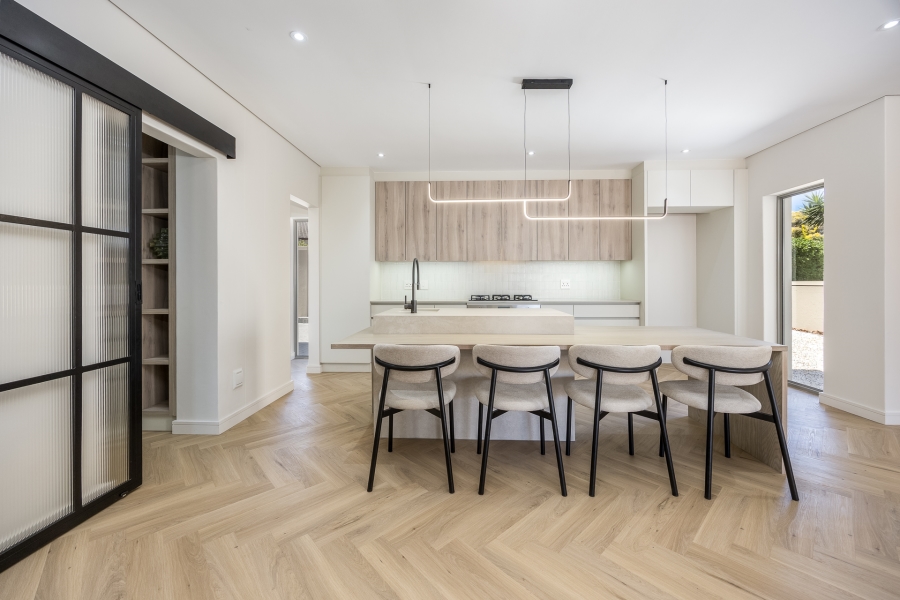 4 Bedroom Property for Sale in Vierlanden Western Cape